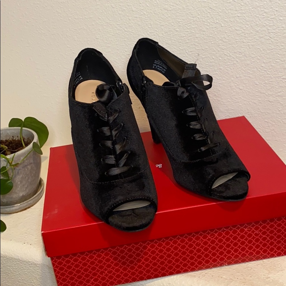 New kelly and Katie open toe bootie 8